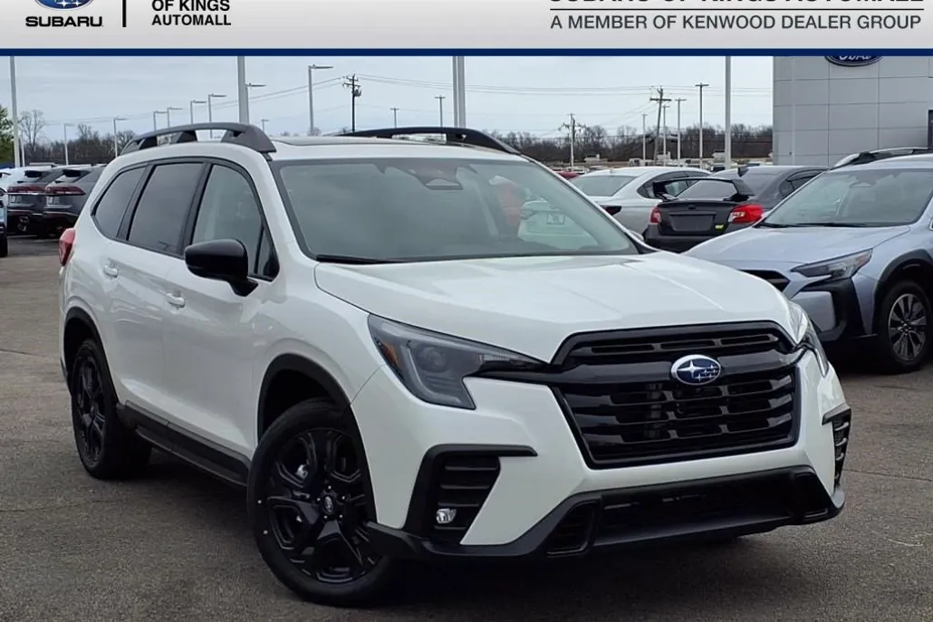 2025 Subaru Ascent Onyx Edition Touring photo 1