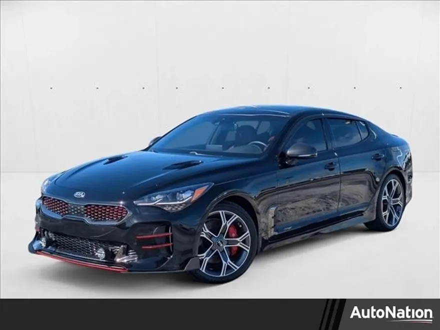 2018 Kia Stinger GT1 photo 1