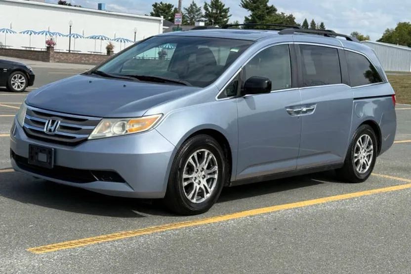 2012 Honda Odyssey EX-L photo 1