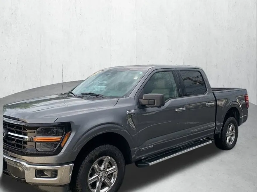 2024 Ford F-150 XLT photo 1