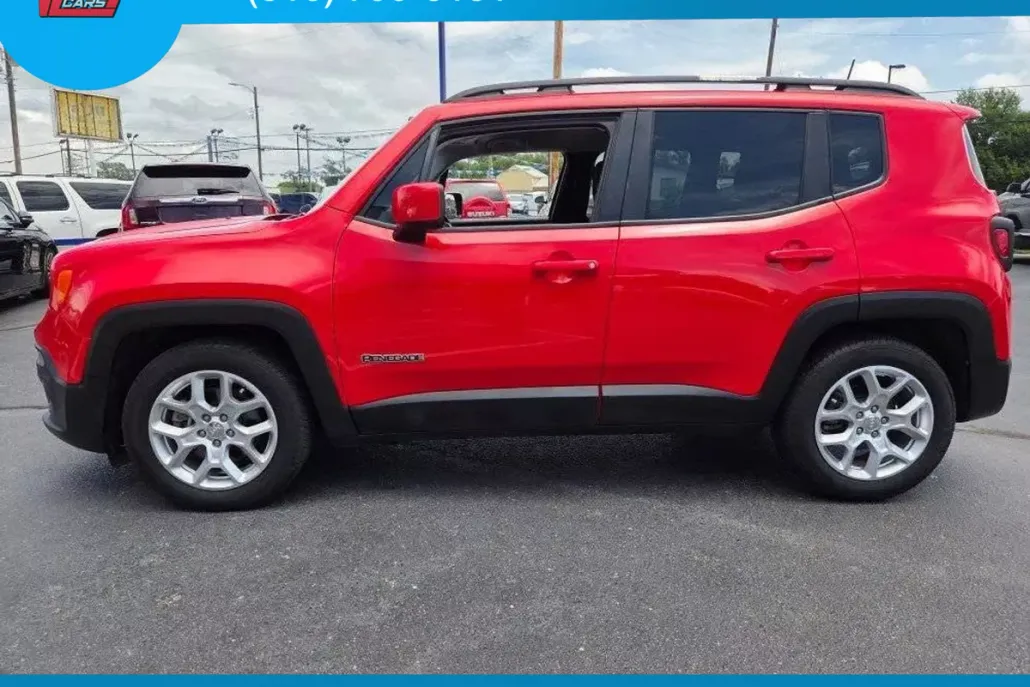 2018 Jeep Renegade Latitude Sport photo 1