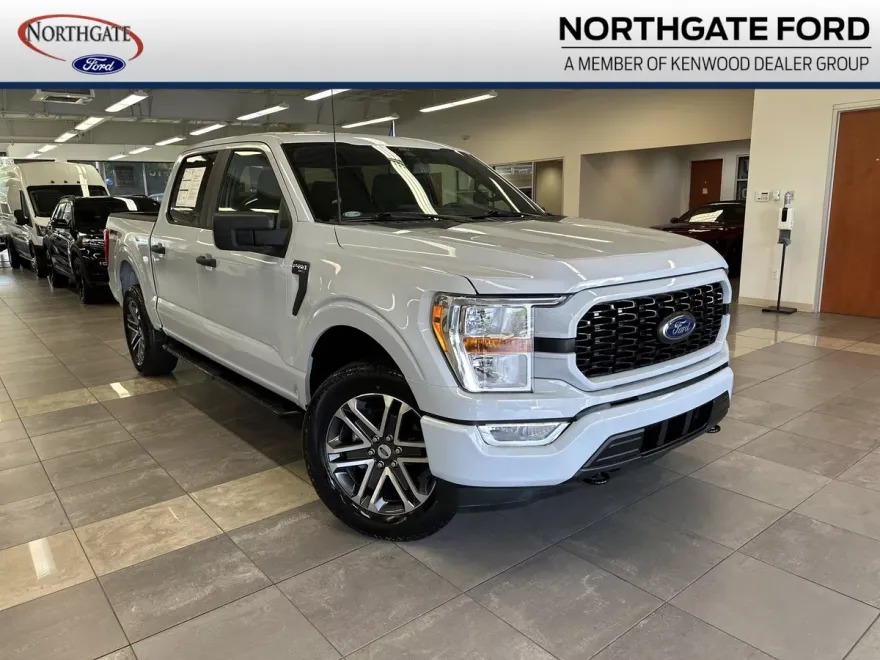 2022 Ford F-150 XL photo 1