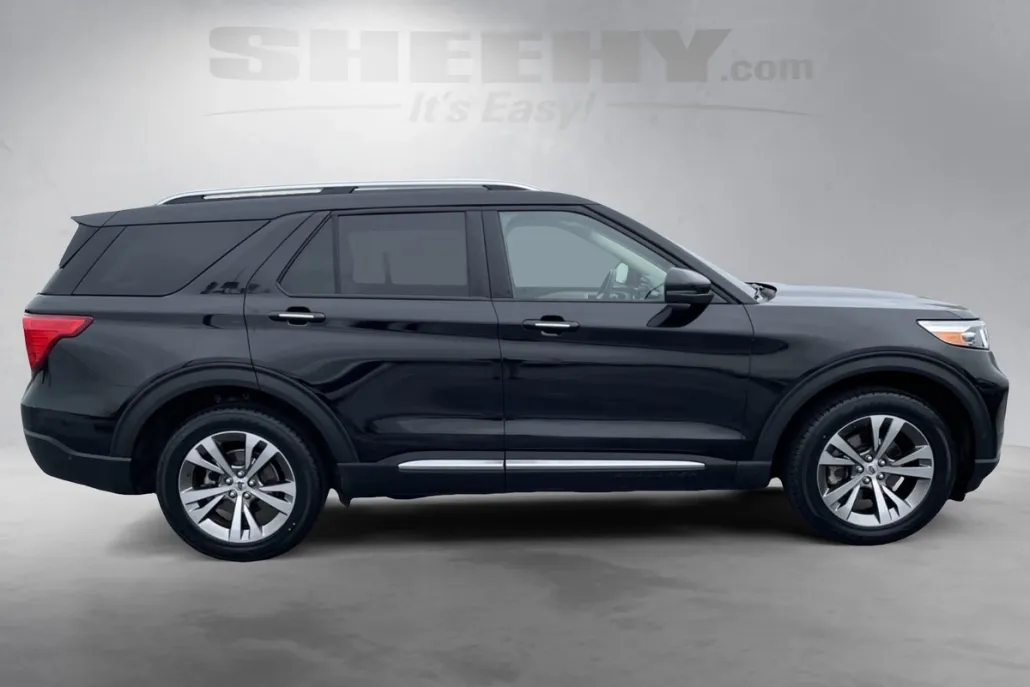2020 Ford Explorer Platinum photo 1