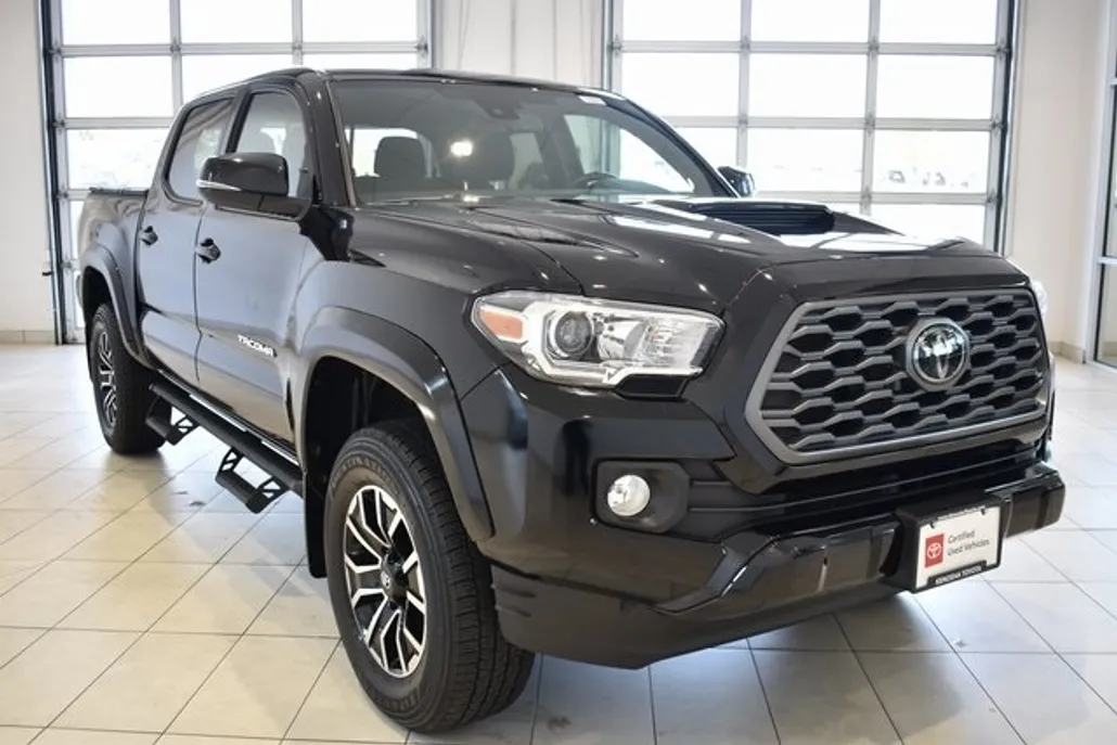 2022 Toyota Tacoma TRD Sport photo 1