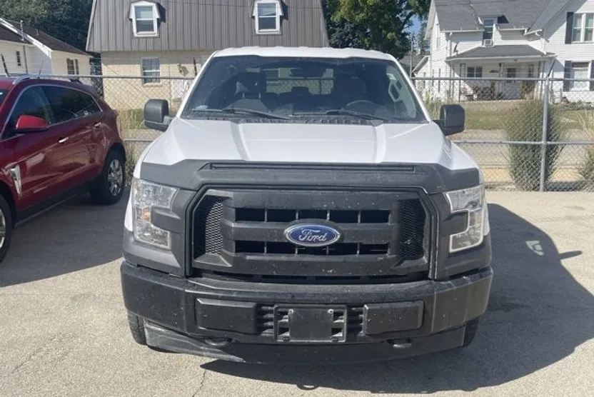 2017 Ford F-150 XL photo 1