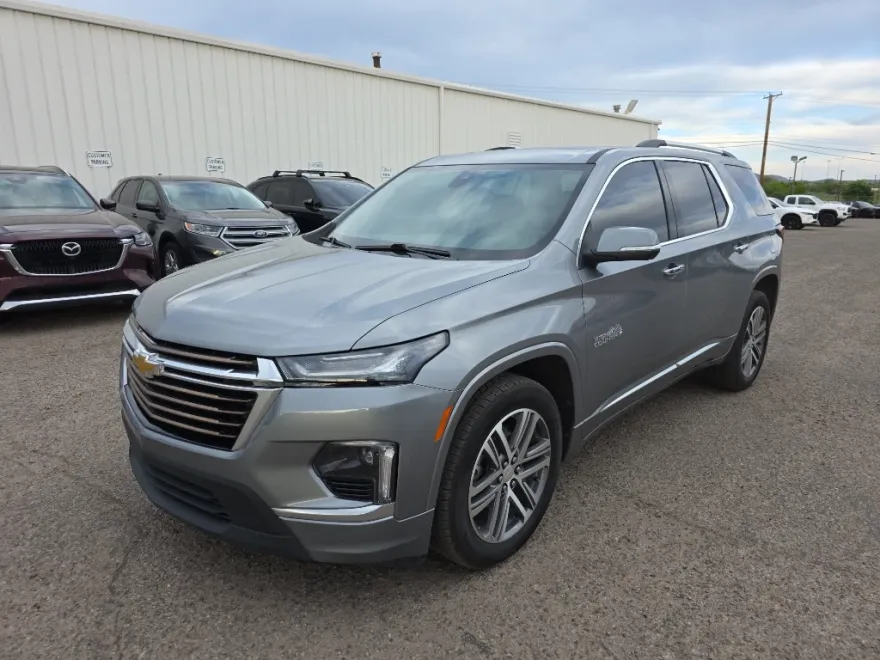 2023 Chevrolet Traverse High Country photo 1