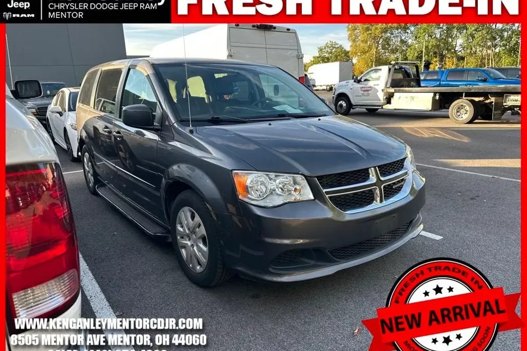 2016 Dodge Grand Caravan SE photo 1
