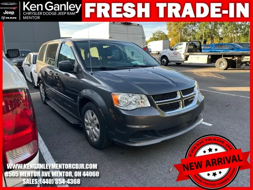 2016 Dodge Grand Caravan SE photo 1