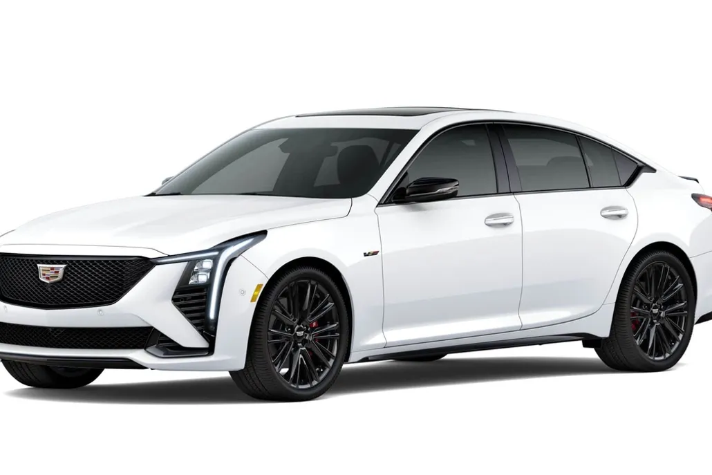 2026 Cadillac CT5 V photo 1