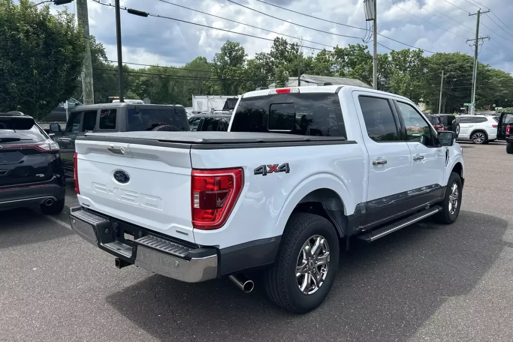 2023 Ford F-150 XLT photo 1