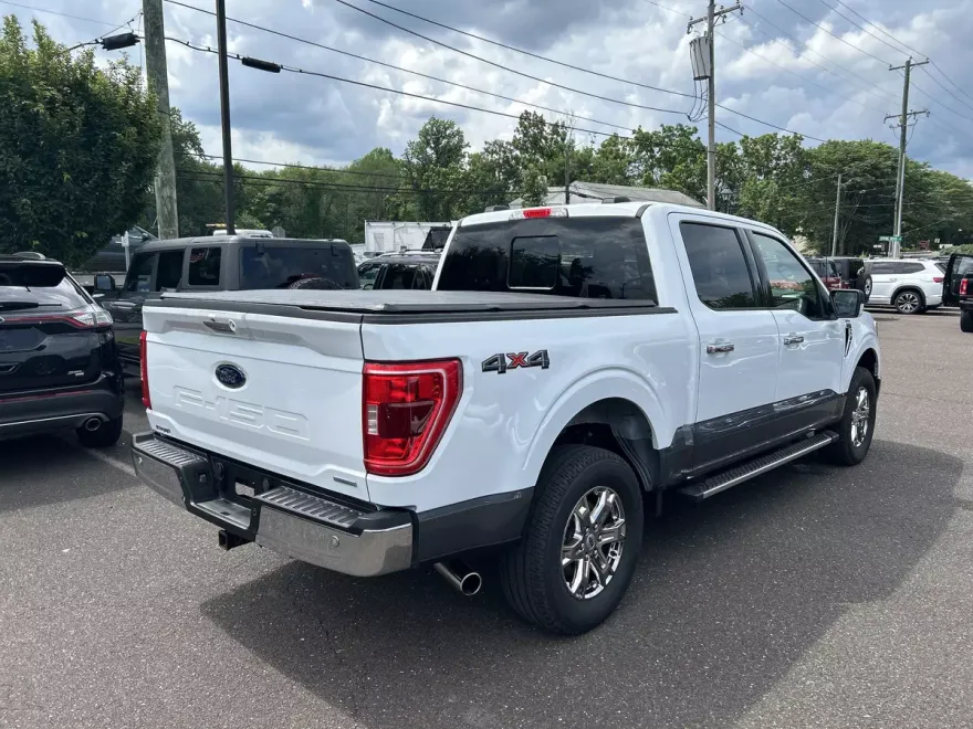 2023 Ford F-150 XLT photo 1