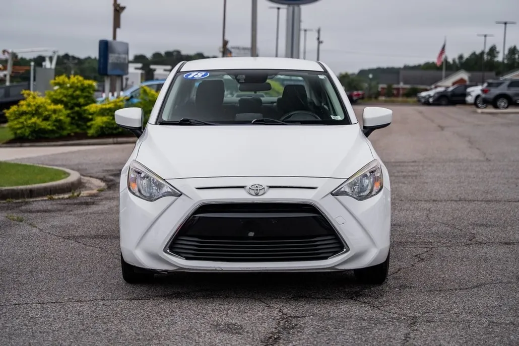 2018 Toyota Yaris iA Base photo 1