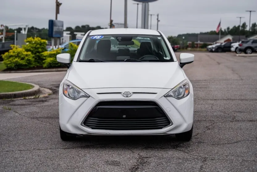 2018 Toyota Yaris iA Base photo 1