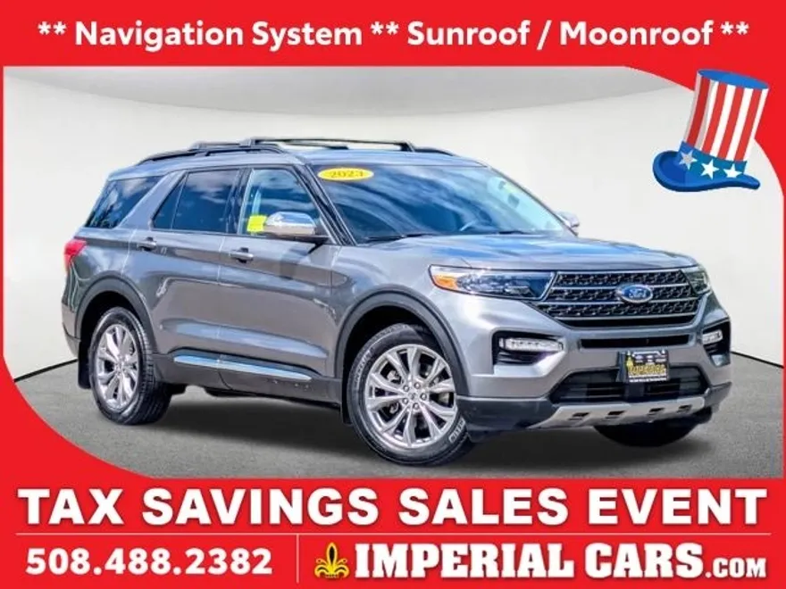 2023 Ford Explorer XLT photo 1