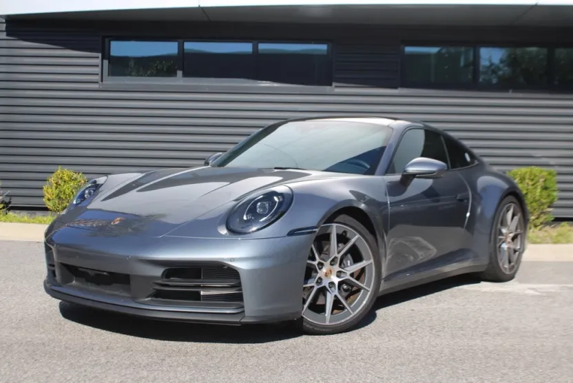 2025 Porsche 911 T Coupe photo 1