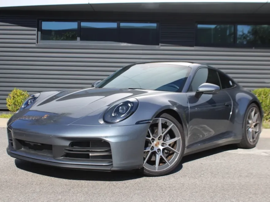 2025 Porsche 911 T Coupe photo 1