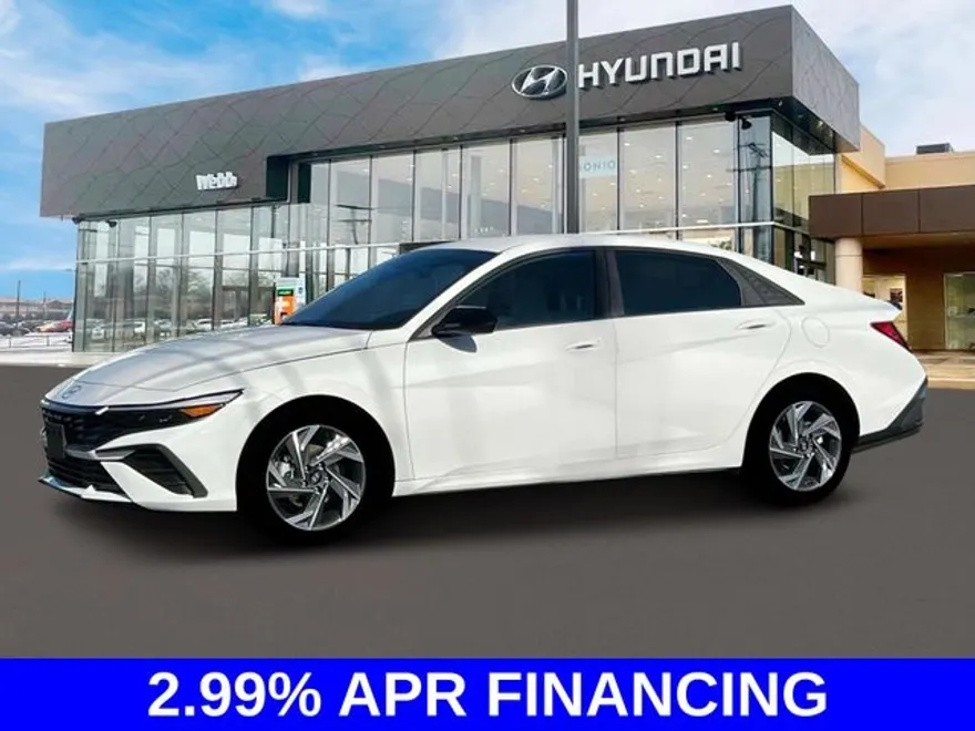 2025 Hyundai Elantra SEL Sport photo 1