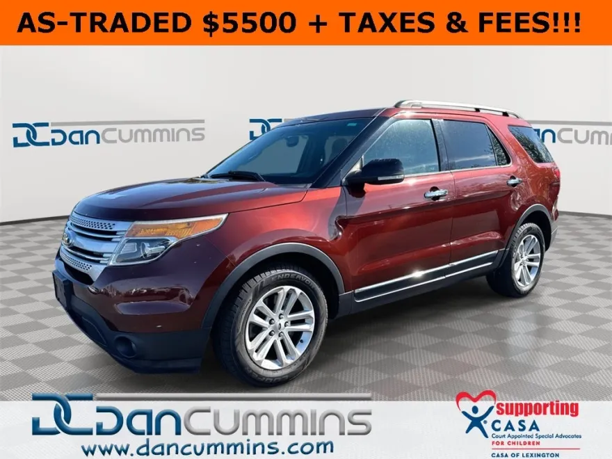 2015 Ford Explorer XLT photo 1