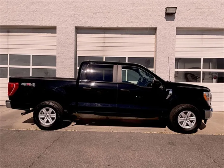 2022 Ford F-150 XLT photo 1