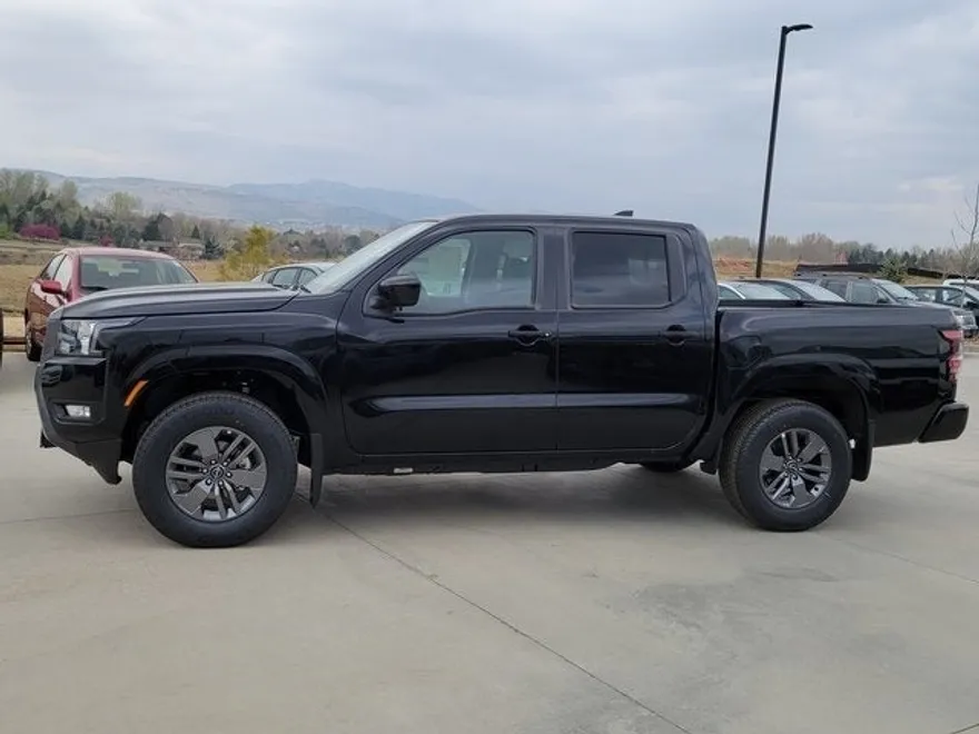 2025 Nissan Frontier SV photo 1
