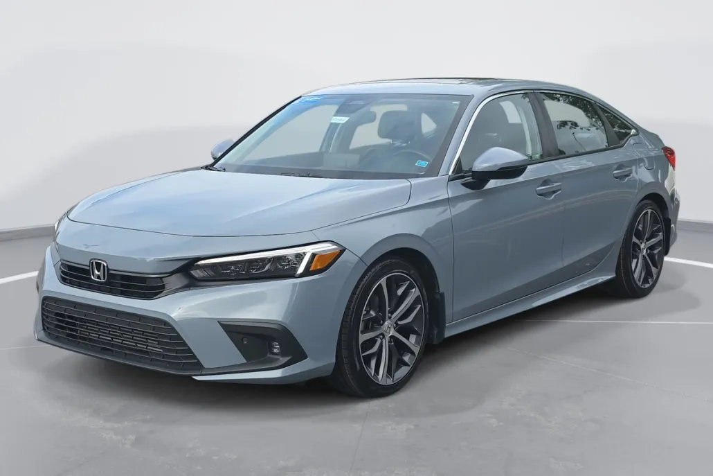 2023 Honda Civic Touring photo 1