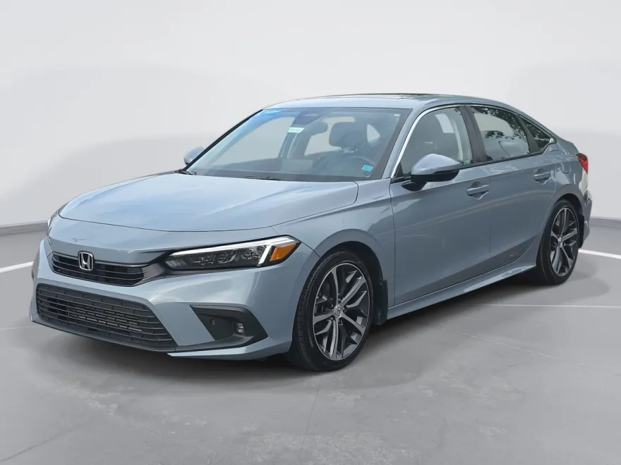 2023 Honda Civic Touring photo 1