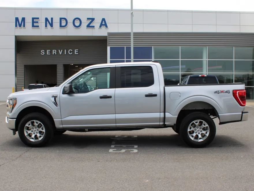 2023 Ford F-150 XLT photo 1