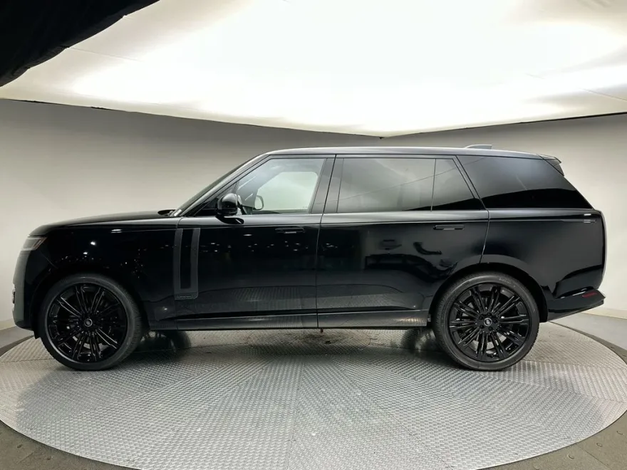 2025 Land Rover Range Rover Autobiography photo 1