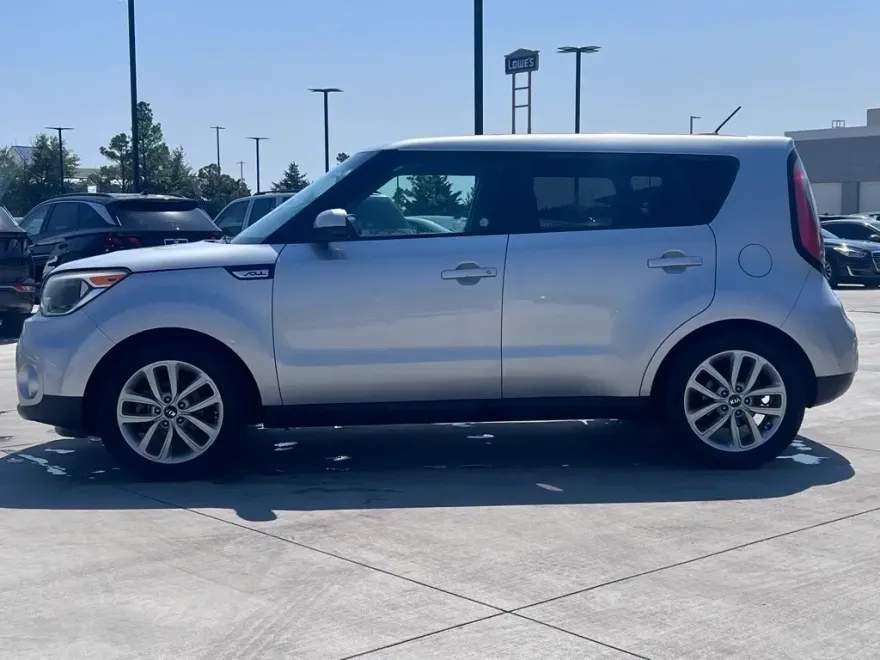 2018 Kia Soul Plus photo 1