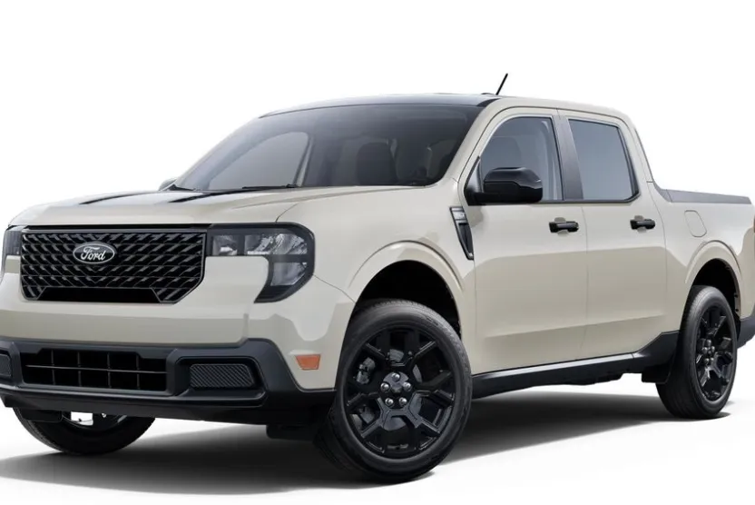 2025 Ford Maverick XLT photo 1