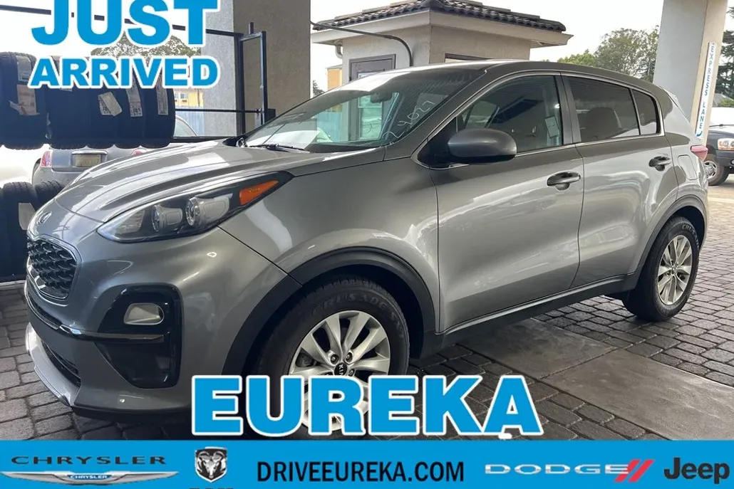 2020 Kia Sportage LX photo 1