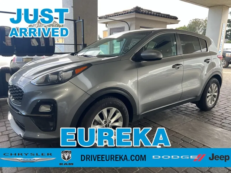 2020 Kia Sportage LX photo 1
