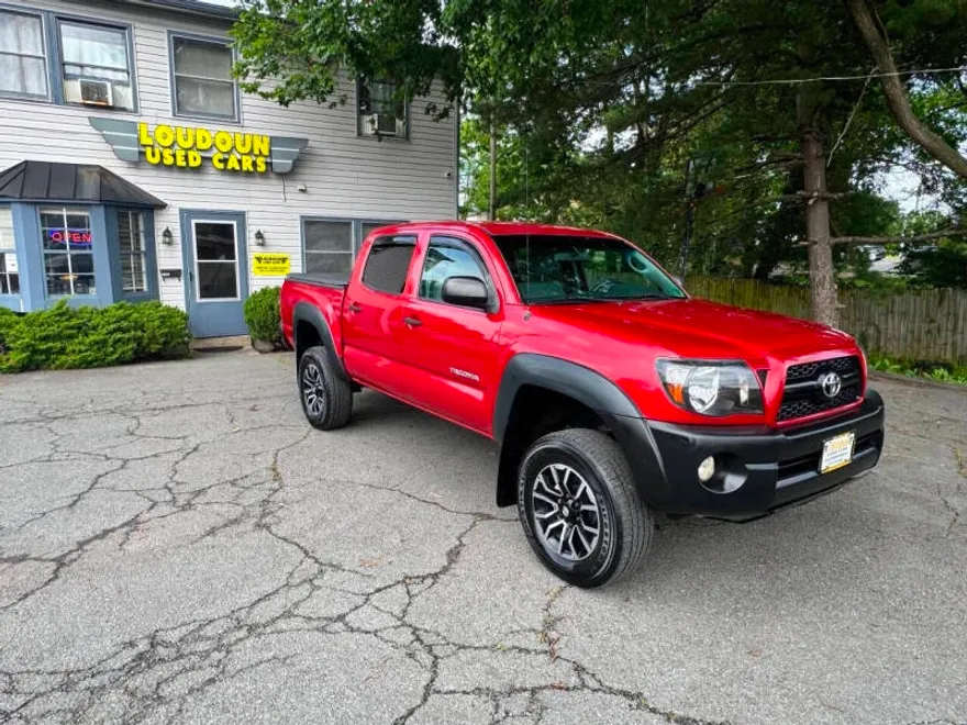 2011 Toyota Tacoma V6 photo 1