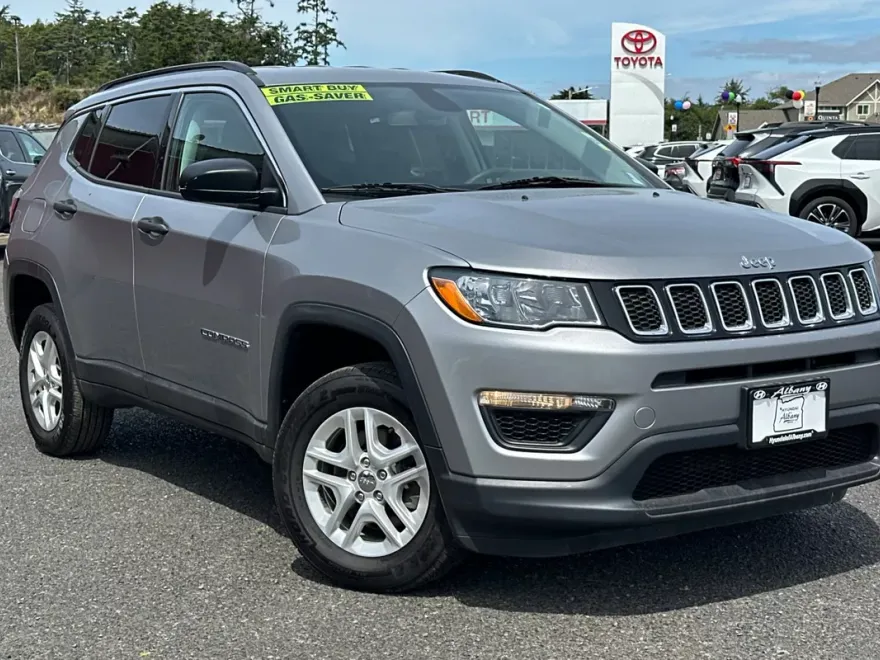 2020 Jeep Compass Sport photo 1
