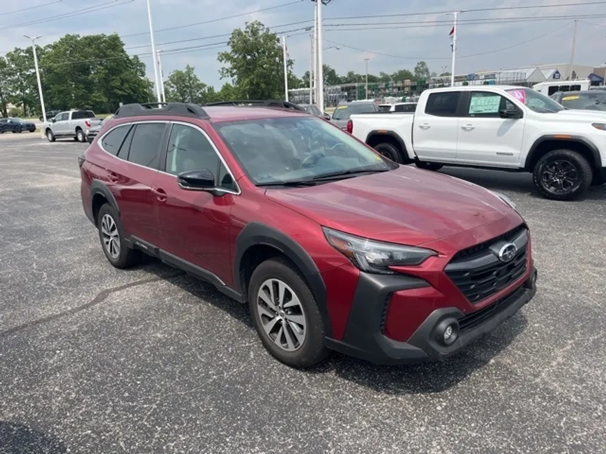 2024 Subaru Outback Premium photo 1
