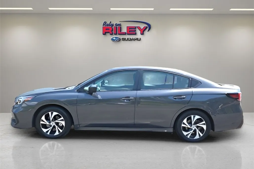 2023 Subaru Legacy Base photo 1