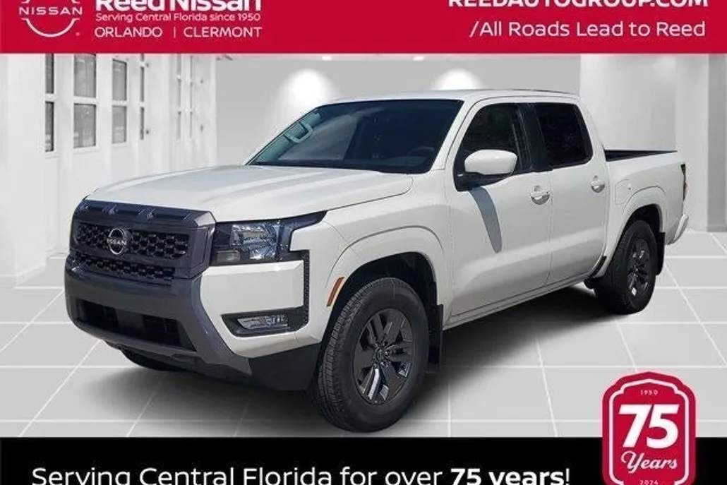 2025 Nissan Frontier Crew Cab SV photo 1