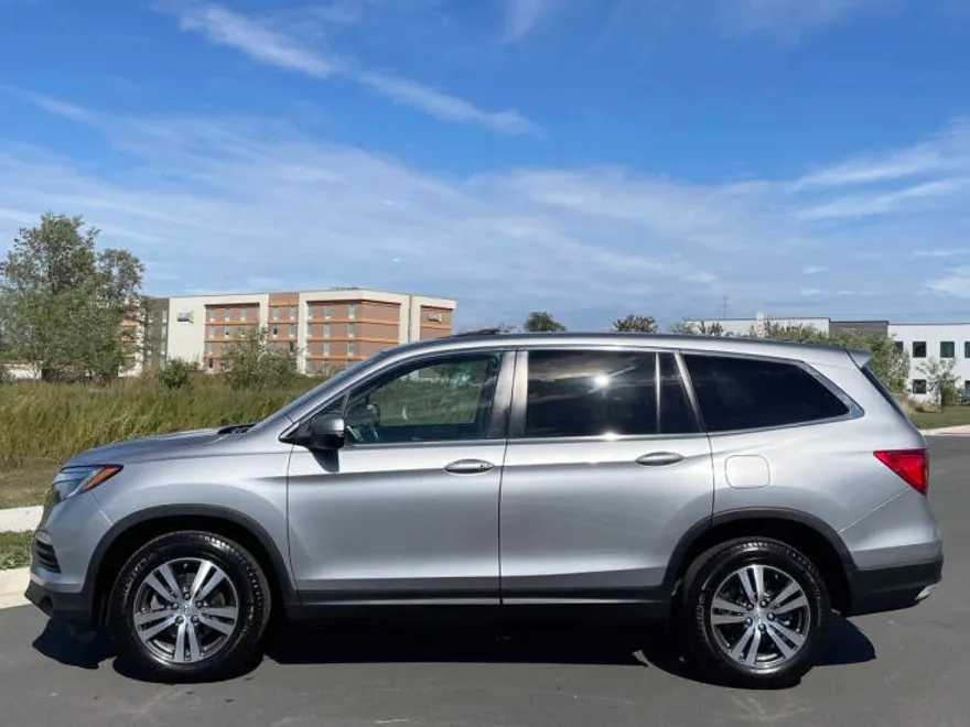 2017 Honda Pilot EX-L photo 1
