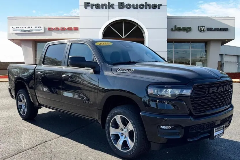 2025 Ram 1500 Tradesman photo 1