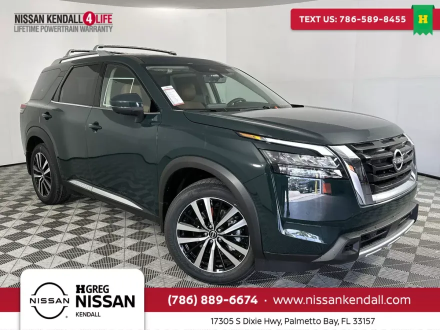 2025 Nissan Pathfinder Platinum photo 1