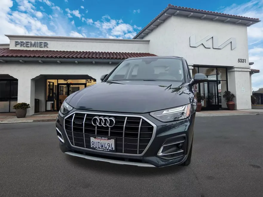 2021 Audi Q5 45 Premium photo 1