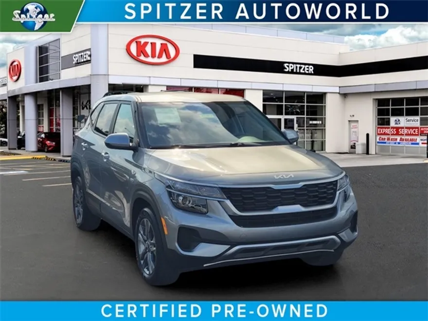 2023 Kia Seltos LX photo 1