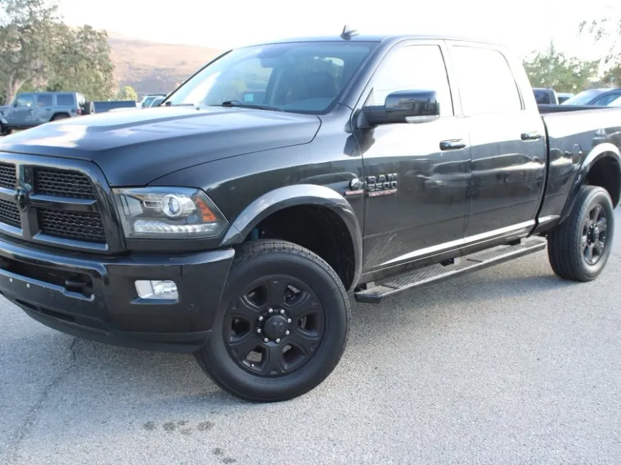2017 Ram 2500 Laramie photo 1