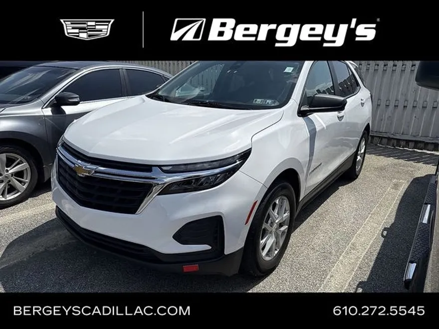 2022 Chevrolet Equinox LS photo 1