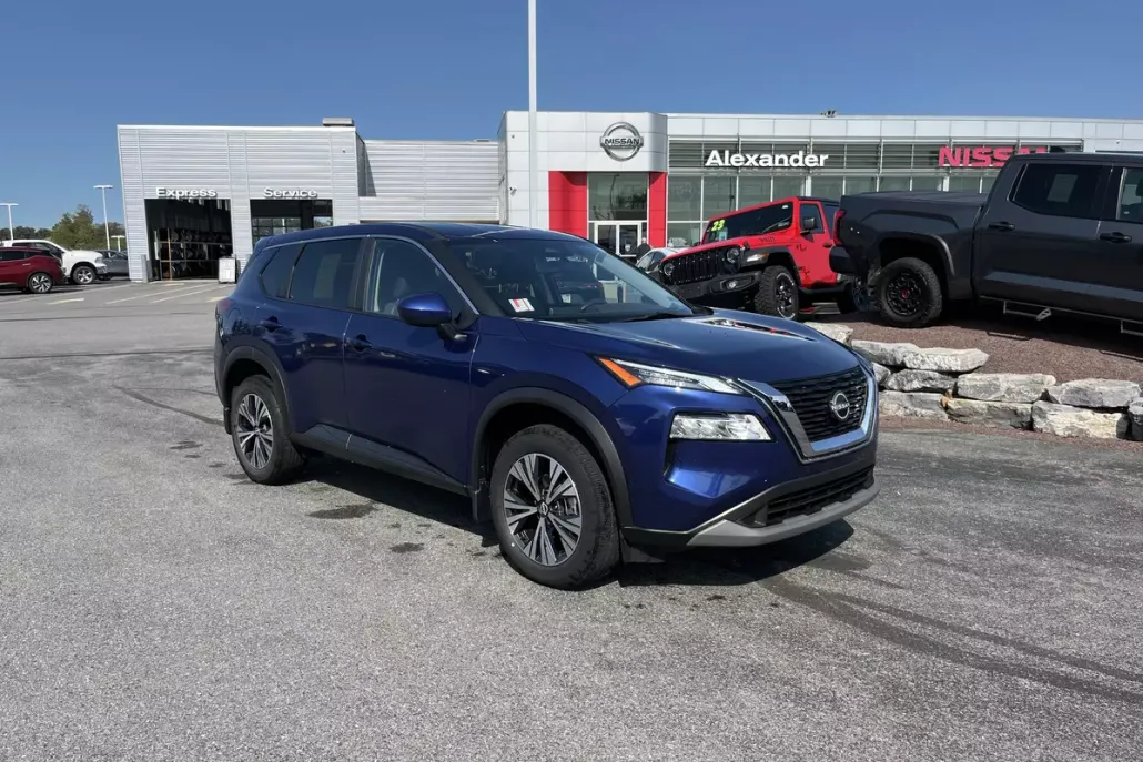 2023 Nissan Rogue AWD SV photo 1