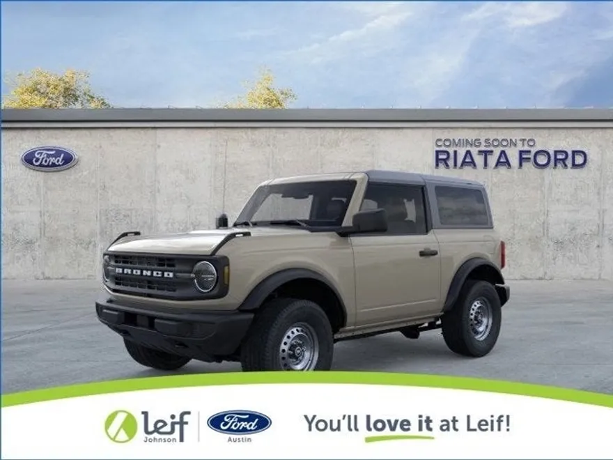 2025 Ford Bronco Base photo 1
