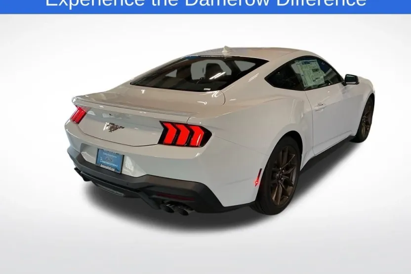 2025 Ford Mustang photo 1