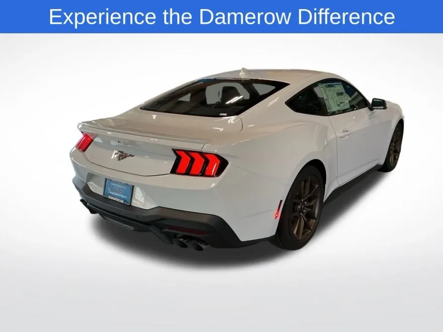 2025 Ford Mustang photo 1