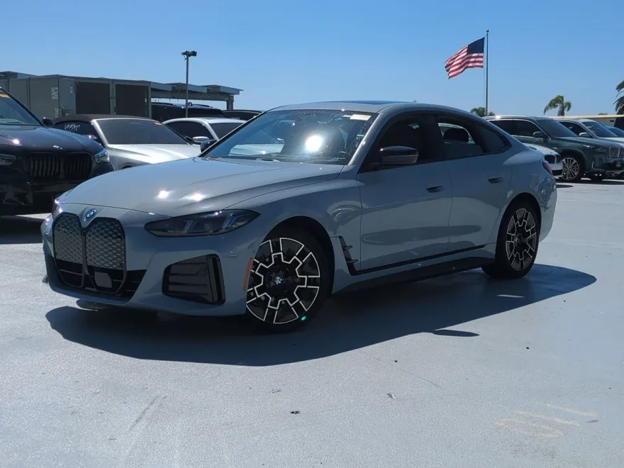 2025 Bmw i4 eDrive40 photo 1