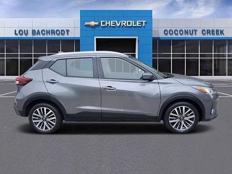 2024 Nissan Kicks SV photo 1